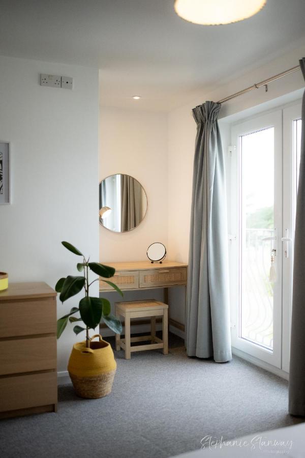 The Lookout, Modern Home From Home, Sleeps 5, With Private Parking & Outside Terrace St Ives Exteriér fotografie