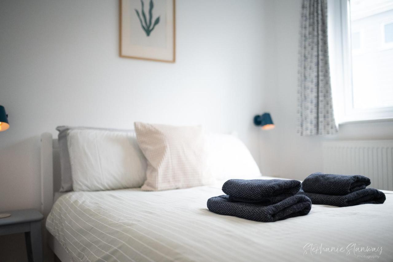 The Lookout, Modern Home From Home, Sleeps 5, With Private Parking & Outside Terrace St Ives Exteriér fotografie