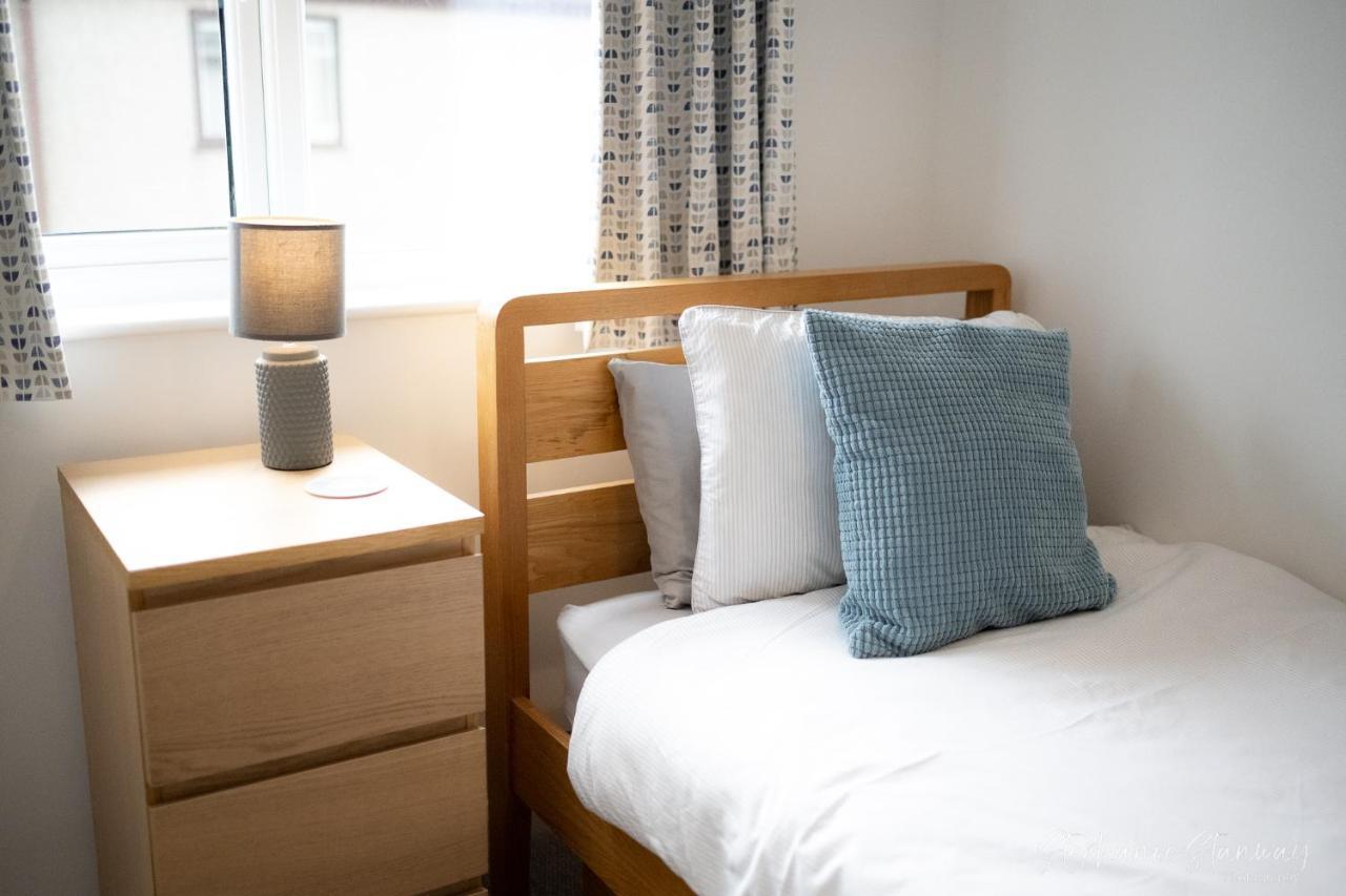 The Lookout, Modern Home From Home, Sleeps 5, With Private Parking & Outside Terrace St Ives Exteriér fotografie
